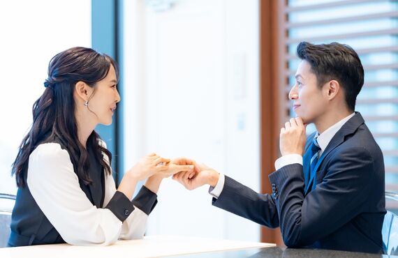 「そろそろ結婚しないと」と焦る40代・50代男性へ。大切なのは“焦らず動く”こと